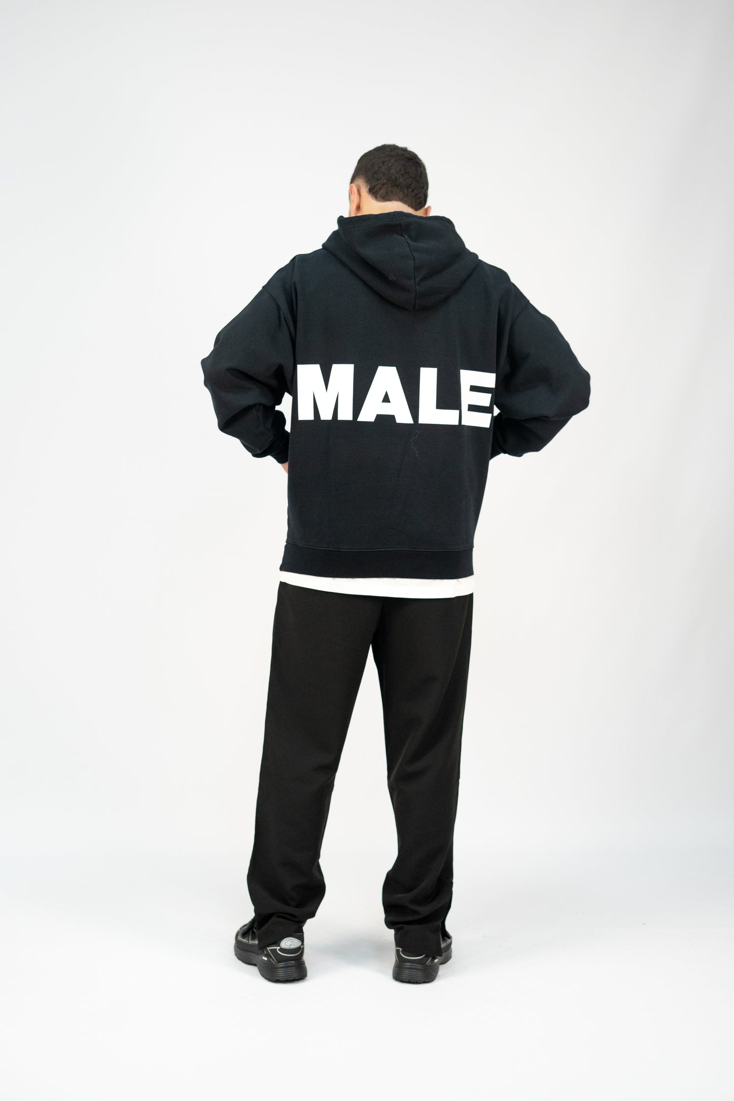 LE SWEAT MALE NOIR