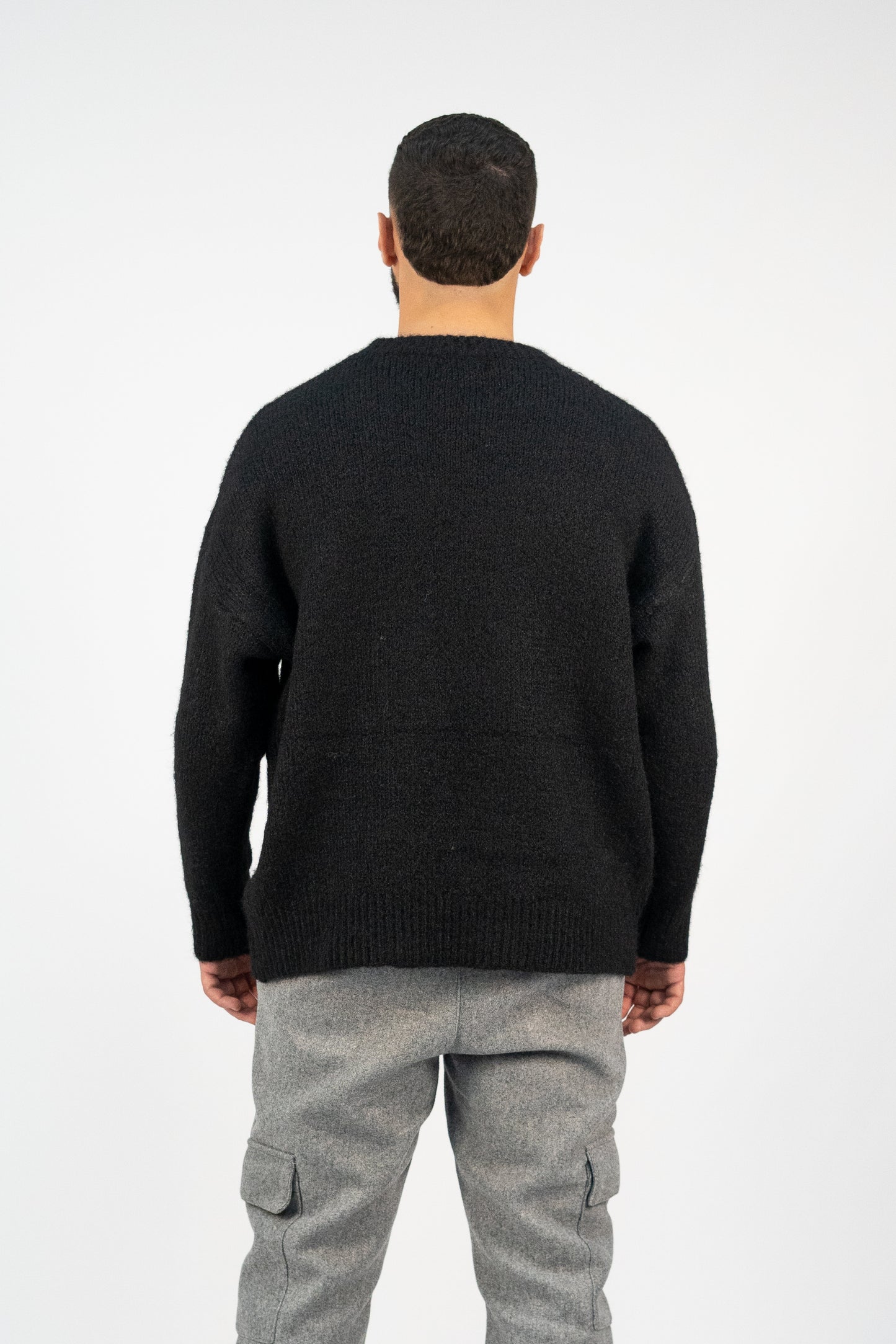 LE PULL EN MAILLE NOIR